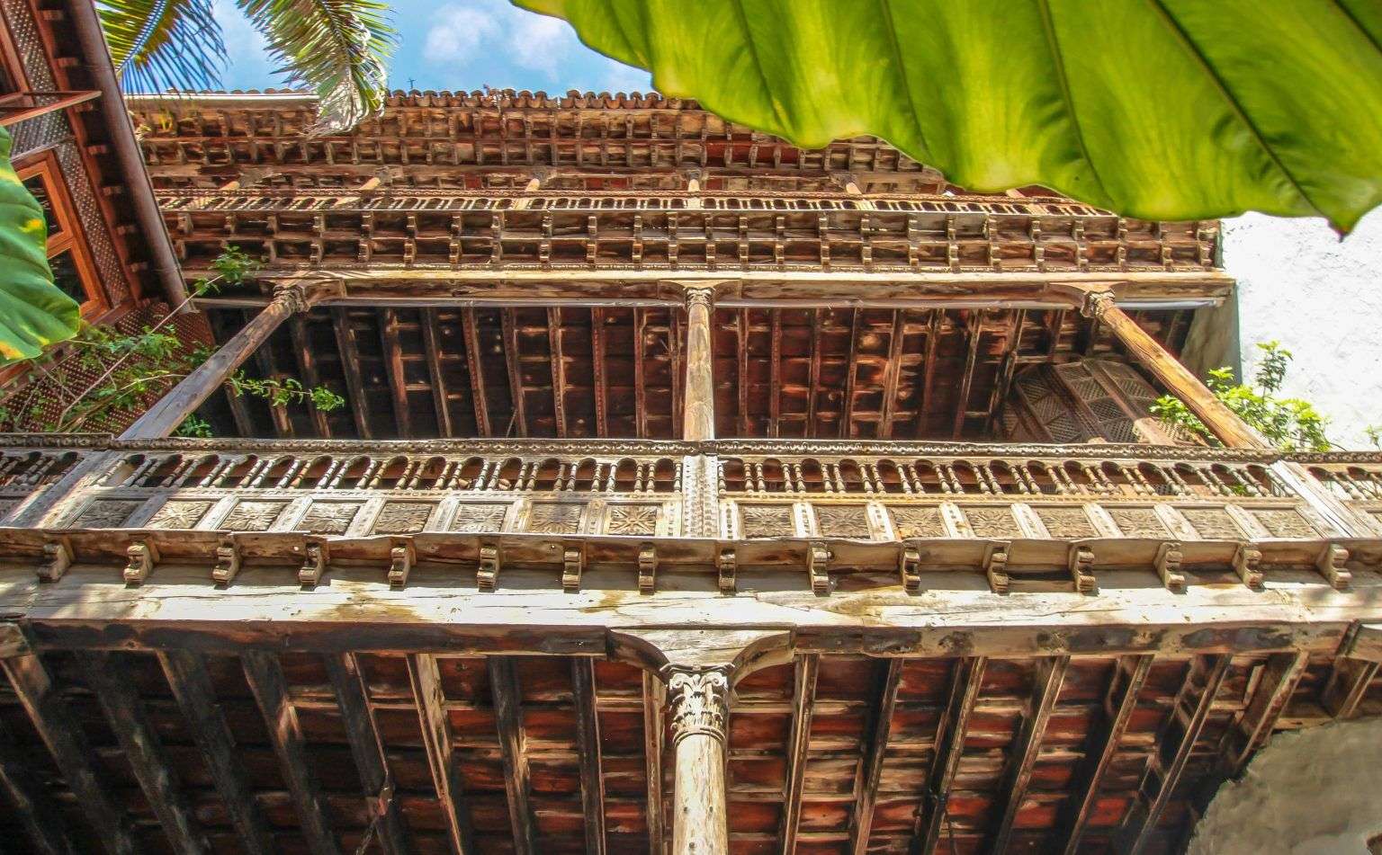 Casa de los Balcones y Molino de Gofio - Canary Planet